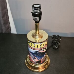 Jeff Gordon Dupont Lamp tested